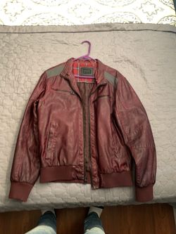 AUTHENTIC GUESS BURGUNDY LEATHER JACKET (MED)