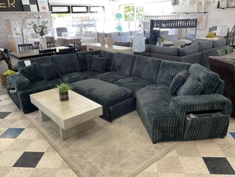 🔥 SLEEPER SECTIONAL SALE! 🔥  Ebenezer Furniture