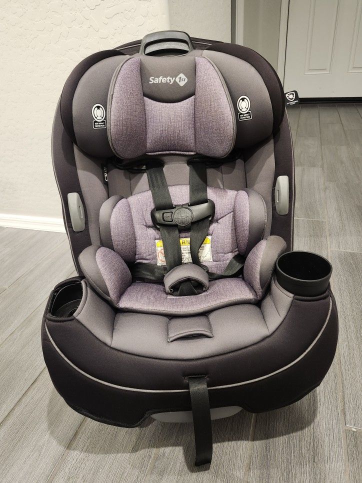 ✅️ Baby/ Toddler Safety 1st Convertible Car Seat• 1Cup Holder Missing• Great Condition• $60firm
