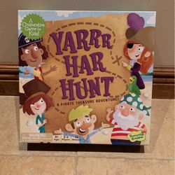 Peaceable Kingdom - Yarrr Hat Hunt Game