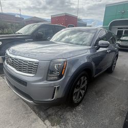 Kia Telluride S