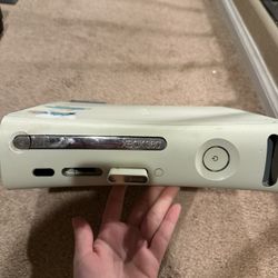 XBOX 360 and call of duty 3 and bonus disc