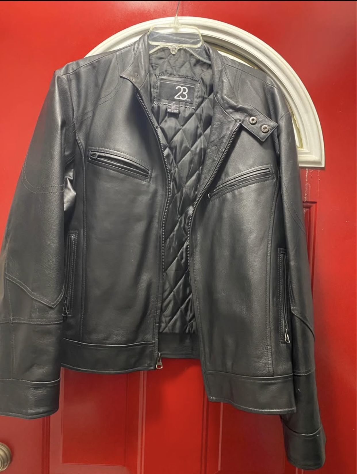 Men’s Leather Jacket