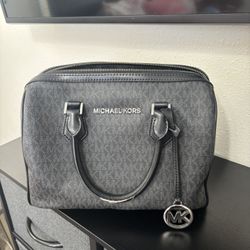 Mk Purse 