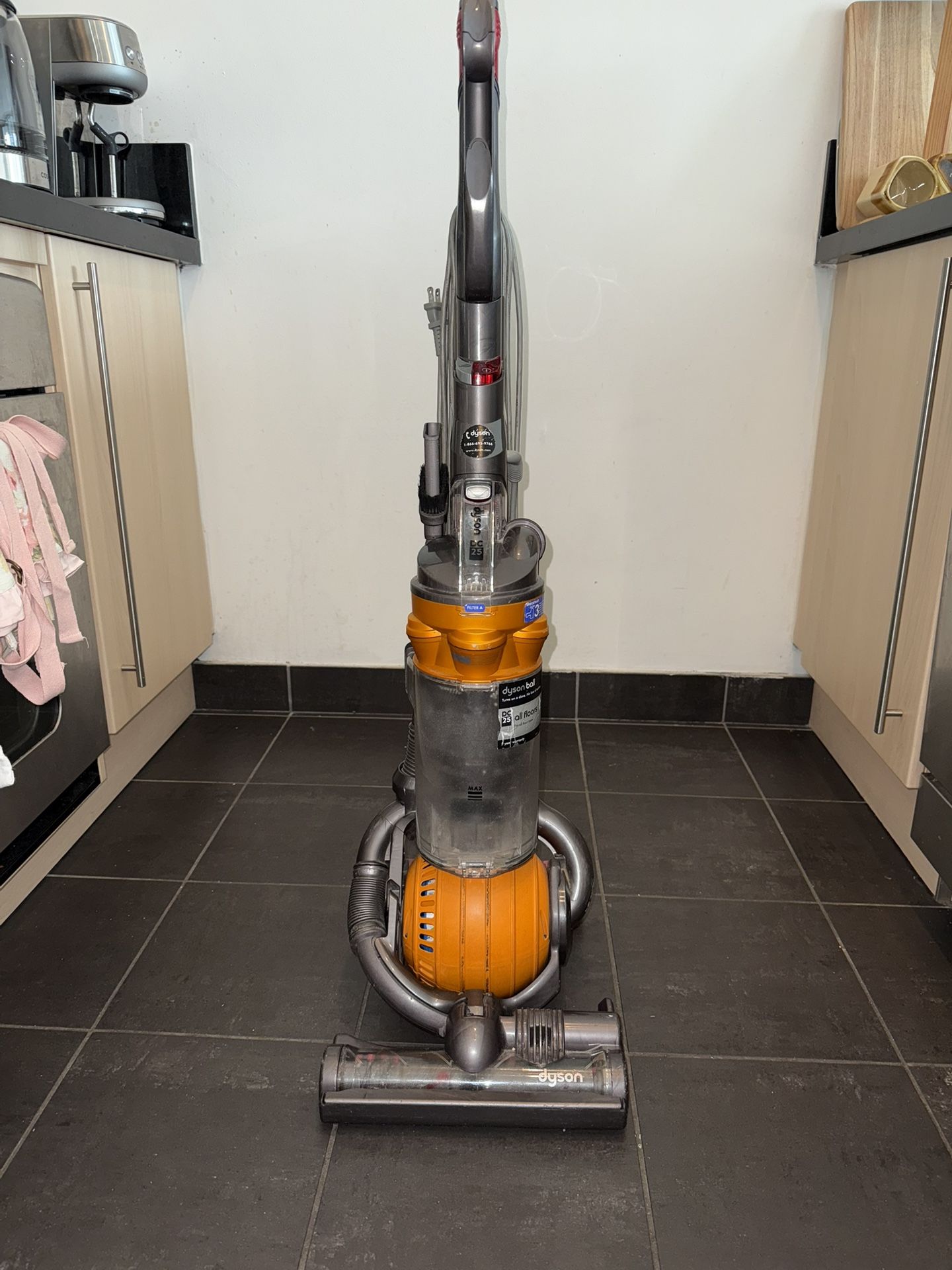 Dyson DC25 Vacuum