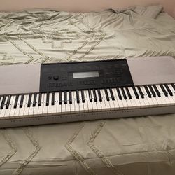 Casio Electric Piano Keyboard