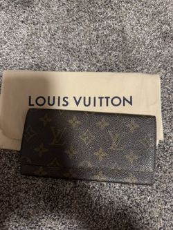 Louis Vuitton Card Or Wallet