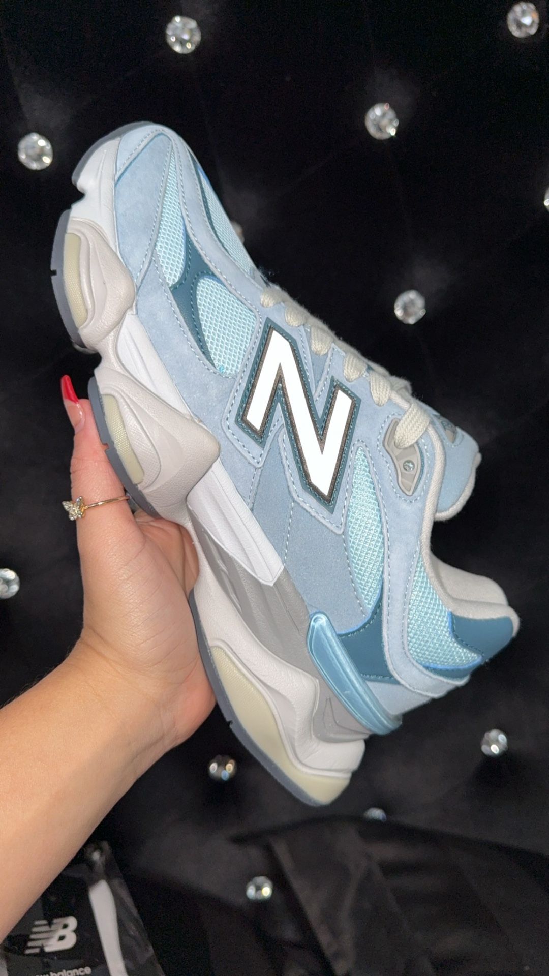 New balance 9060