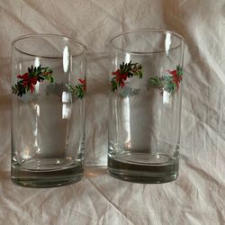 Pair of Pfaltzgraff Christmas drinking glasses