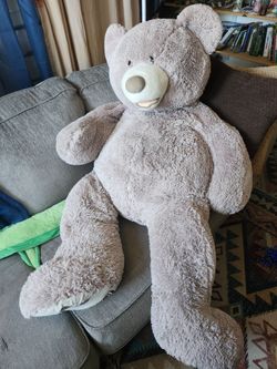 Giant Plush Teddy Bear