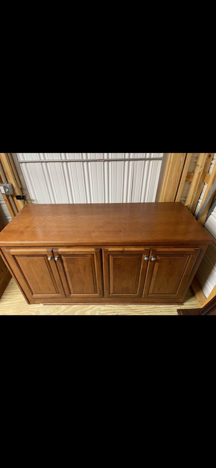Cabinet With Hutch