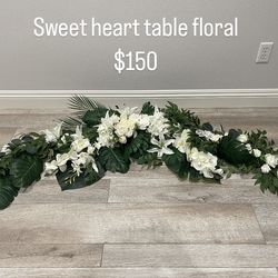 Wedding Sweet Heart Table Floral