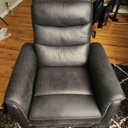 Reclining Chairs: Forte Power Recliner