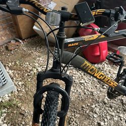 Mongoose Mack 26 Bike