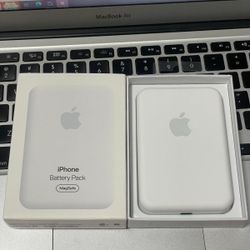 Apple battery pack used once