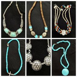 High quality fashion necklaces lot of 6
Turquoise & other stones perfect for any outfit 
(Like new) $25
Pick up in Mckinney