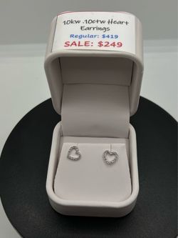 BRAND NEW 10KW .10CTW Open Heart Stud Earrings