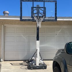  Spalding Adjusting Basketball Hoop