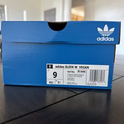 New - Woman’s Adidas White Sleek W Vegan Size 9 - NIB/NWT