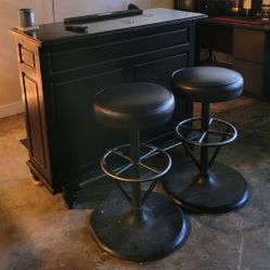 Bar With Stools