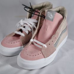 Van’s Hi Top (Women’s 5.0)