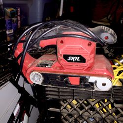 SKIL BELT SANDER