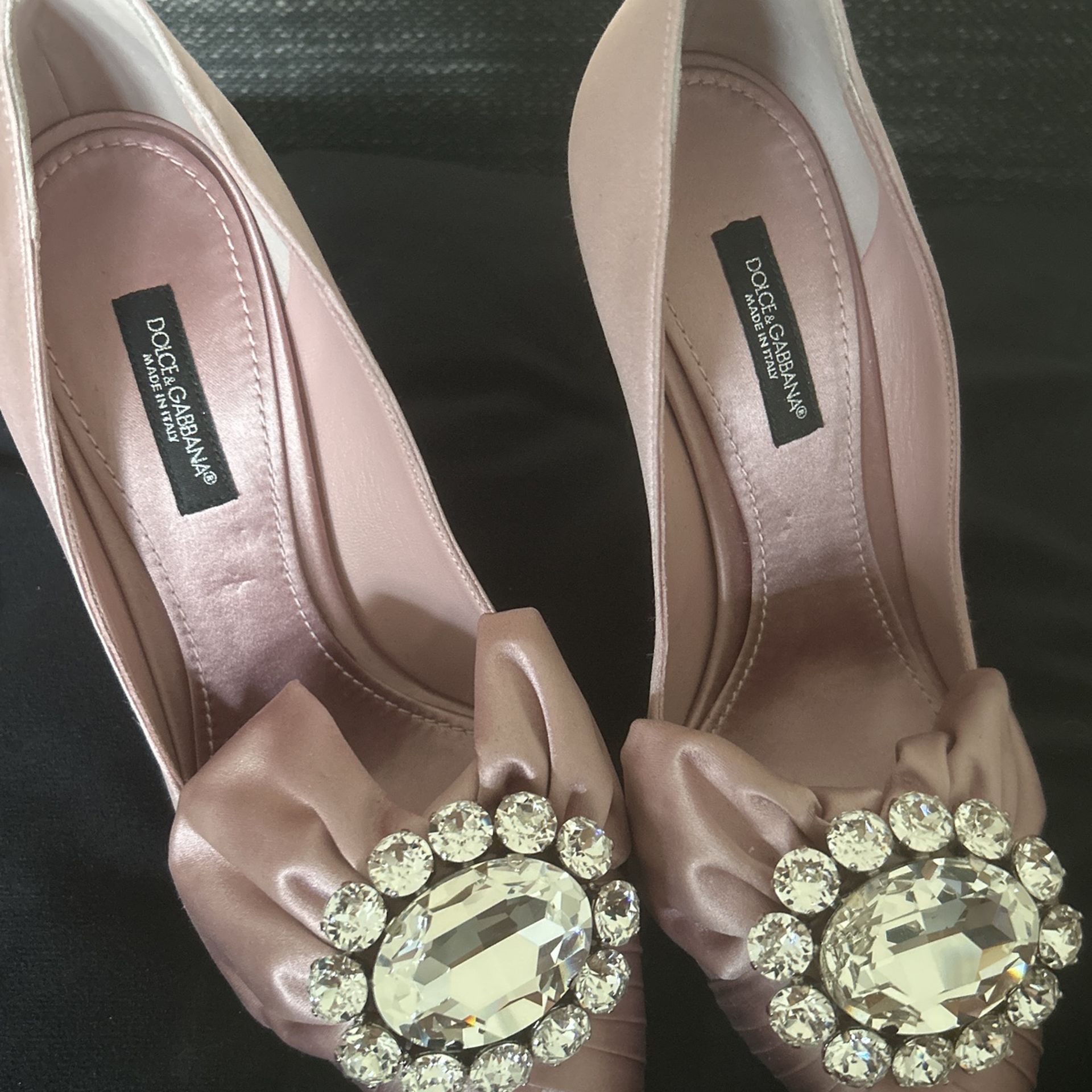 Dolce & Gabbana Light Pink High Heels, With Bow And Diamond. Original Price $955. Size 36