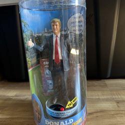 Talking Donald Trump Figurine with 17 Real Life Voice Lines
