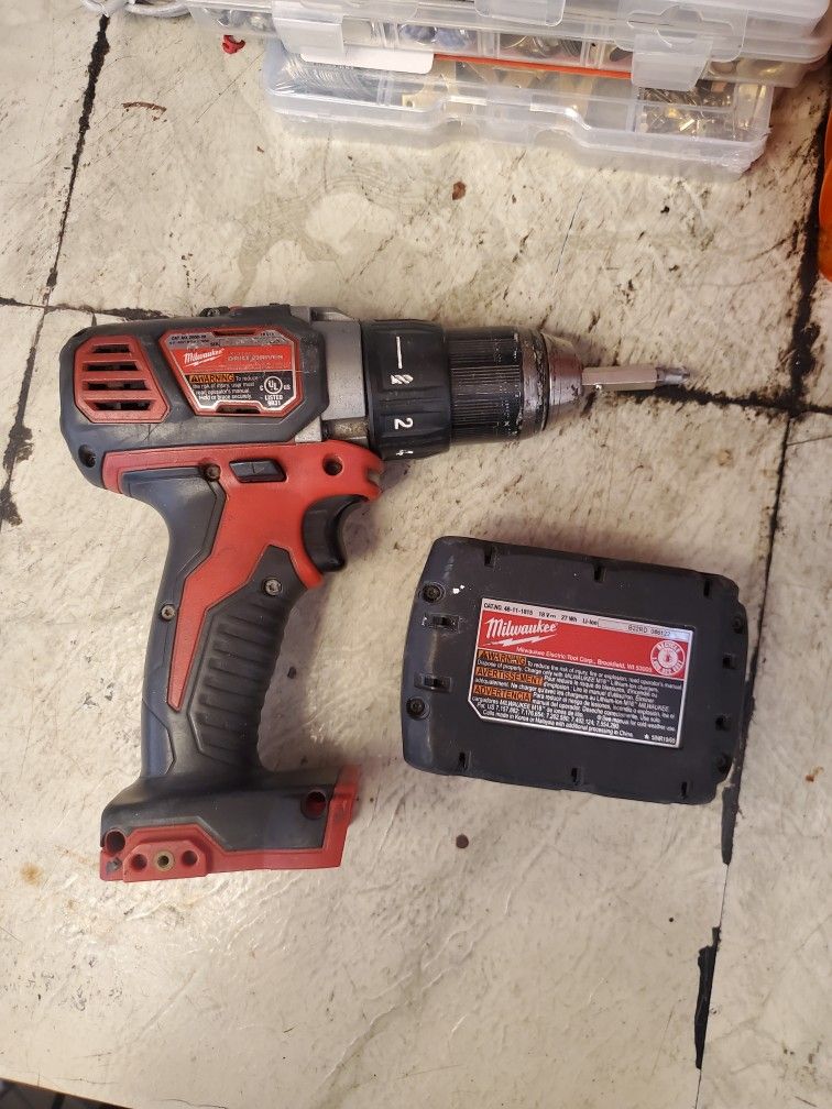 Milwaukee M18 1/2 in. Hammer Drill/Driver