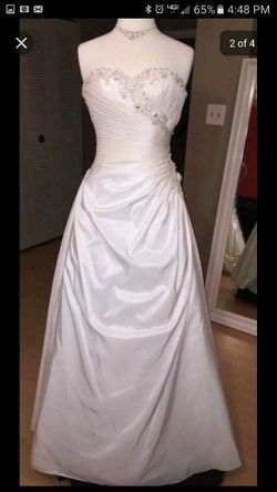 Brand new wedding dress