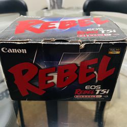 Cannon EOS Rebel T5i Kit 