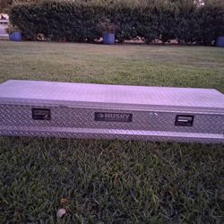 Husky Tool Box In Great Condition With Key 