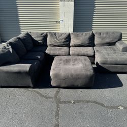 Charcoal Ashley Sectional W Ottoman