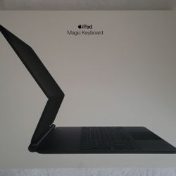 iPad Magic Keyboard 13" or 12.9 Pro