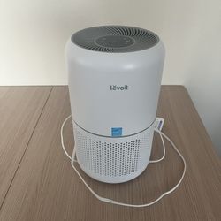 LEVOIT Air Purifier – Excellent Condition!