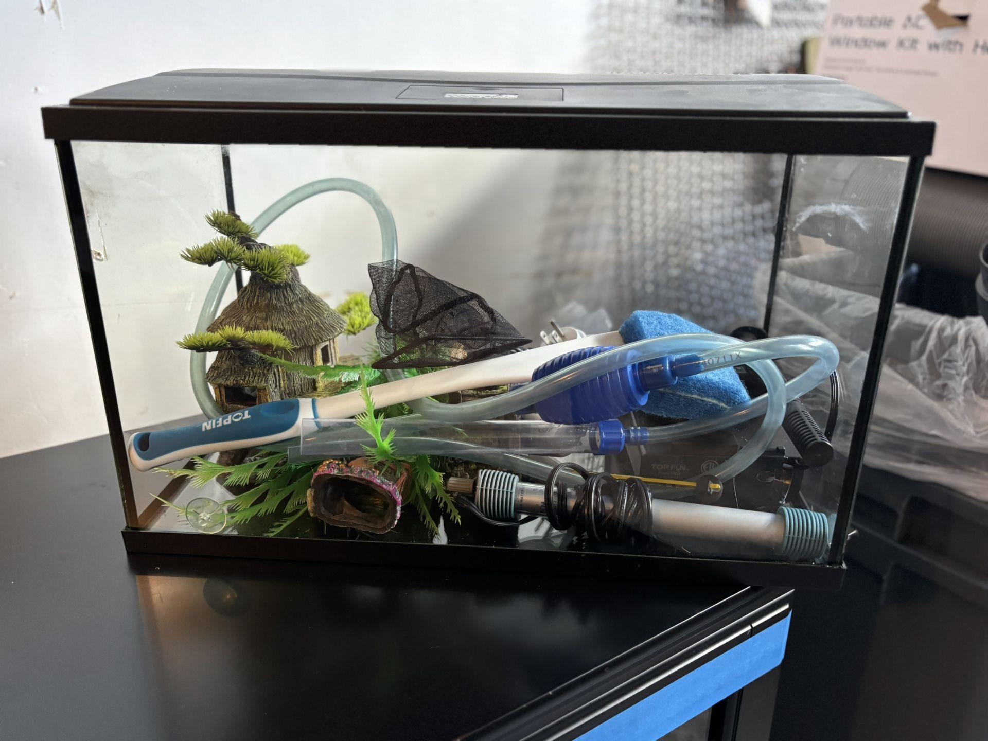 Top Fin 10 Gal Aquarium Starter Kit