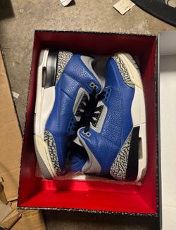 Jordan 4 varsity royal