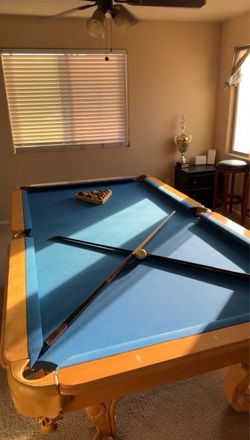 Pool table