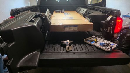 2022-2023 OEM TOYOTA TACOMA Trail STORAGE/COOLER BOX 5 FT BED