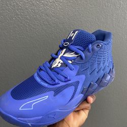 Blazing blue melos