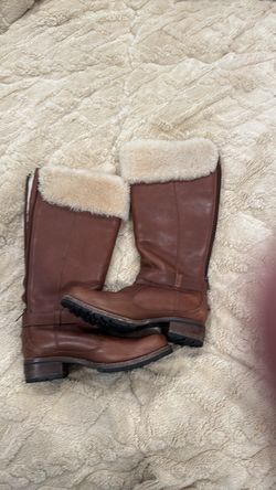 UGG boots size 7 1/2