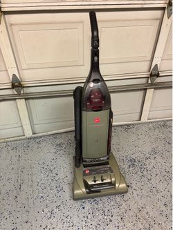 Hoover vacuum
