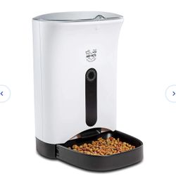 Automatic Dog & Cat Feeder in White - FINAL SALE TODAY; DISCOUNTED TO $19!!