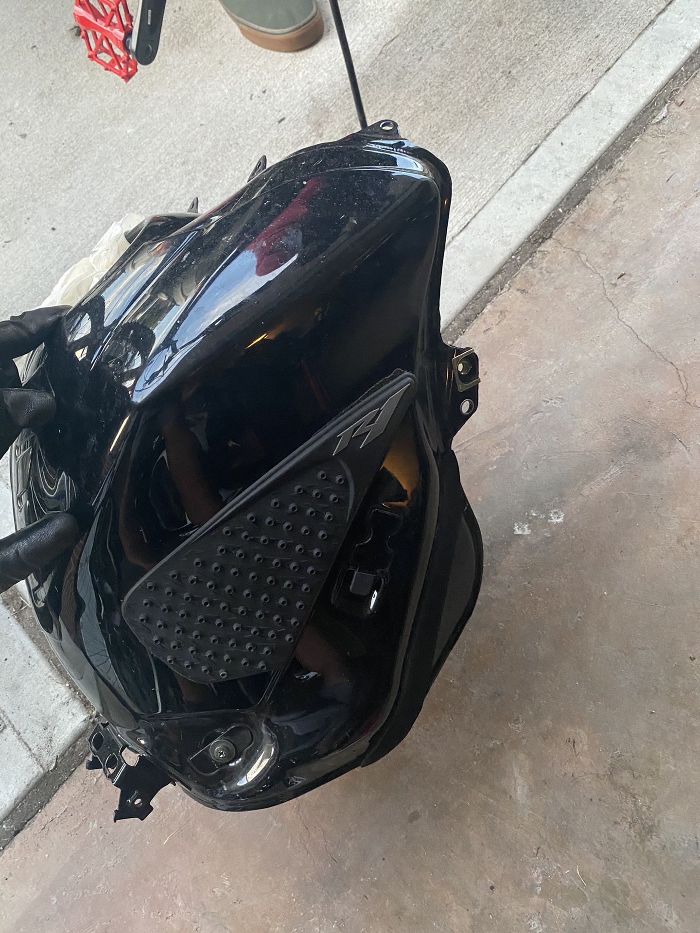 2006 Yamaha R1 PARTS ONLY! (Please Read Sold List)