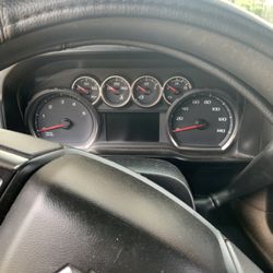 2020 Silverado Cluster