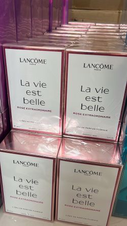 LA VIE EST BELLE ROSE