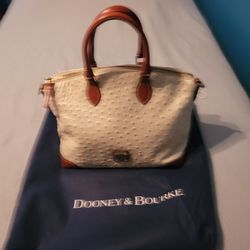 Dooney and Bourke Purse 