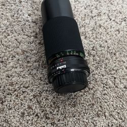 Vivitar 70 = 210 MM Zoom Lense