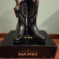 Dan Post Mens Pointed Boots. 9EW