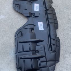 Plastic Engine Under Covet For Camry 2015 To 2018 Price Is Fir Both See All Description For Price On Each Side Ablo Espanol
